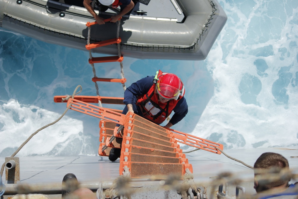 USS Fort McHenry composite unit training exercise