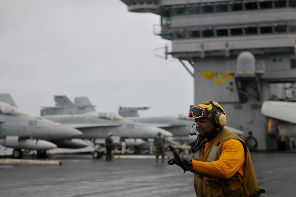 USS Carl Vinson flight deck