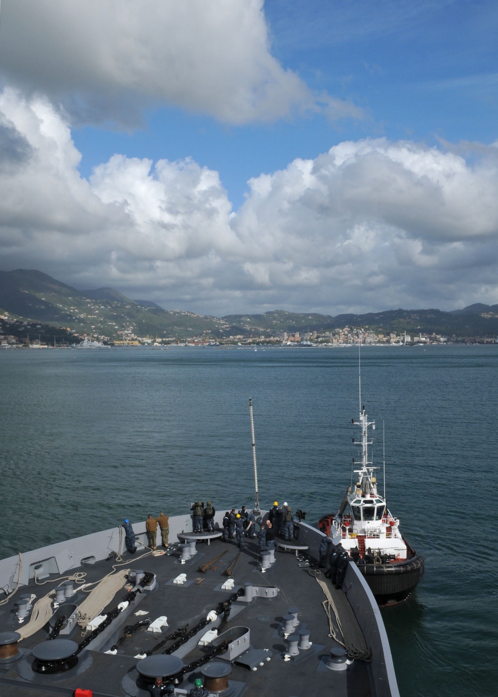 USS New York pulls into La Spezia