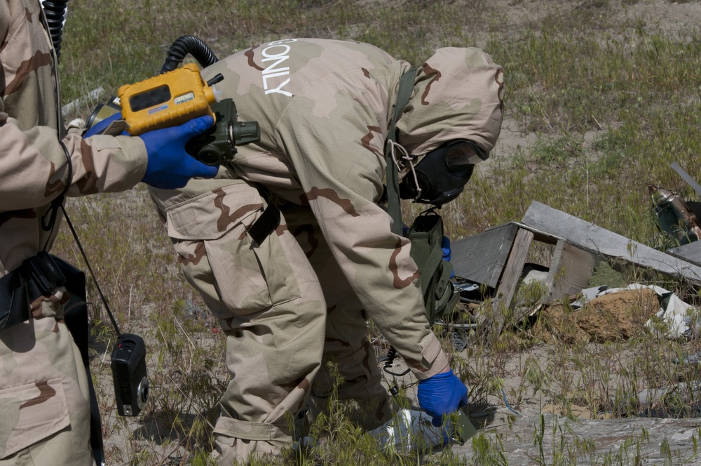 21st Chemical Company uses live sources for radiological training