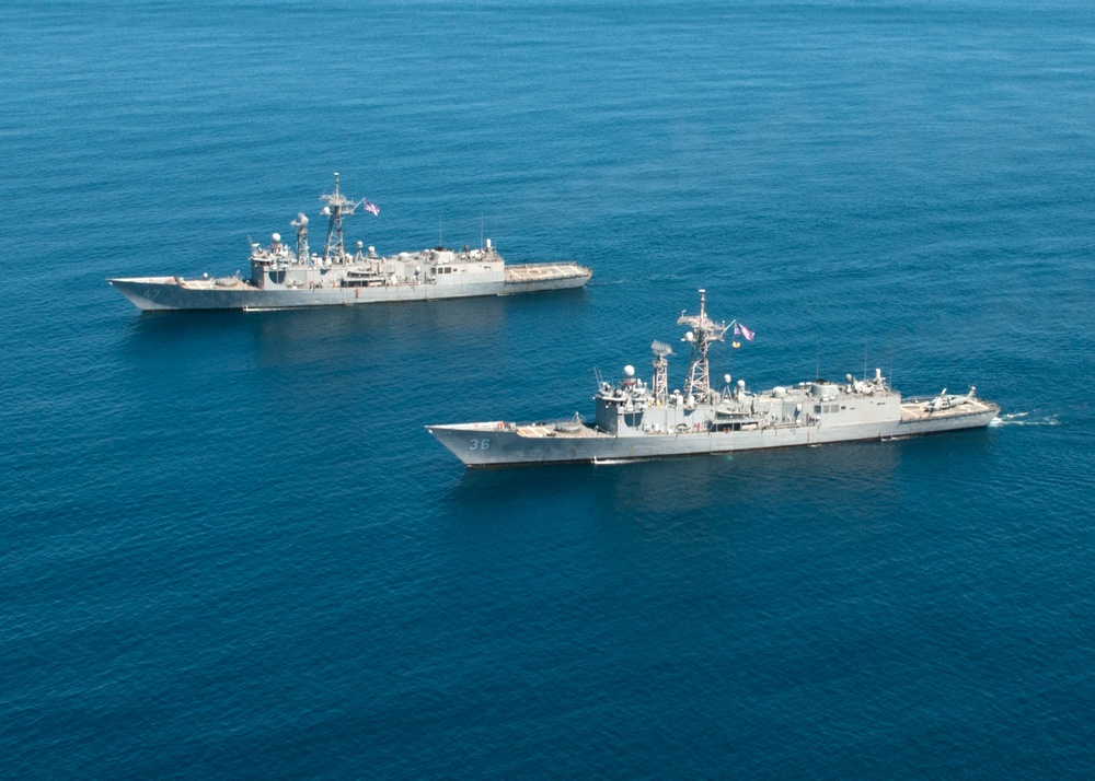 Frigates passing exercise