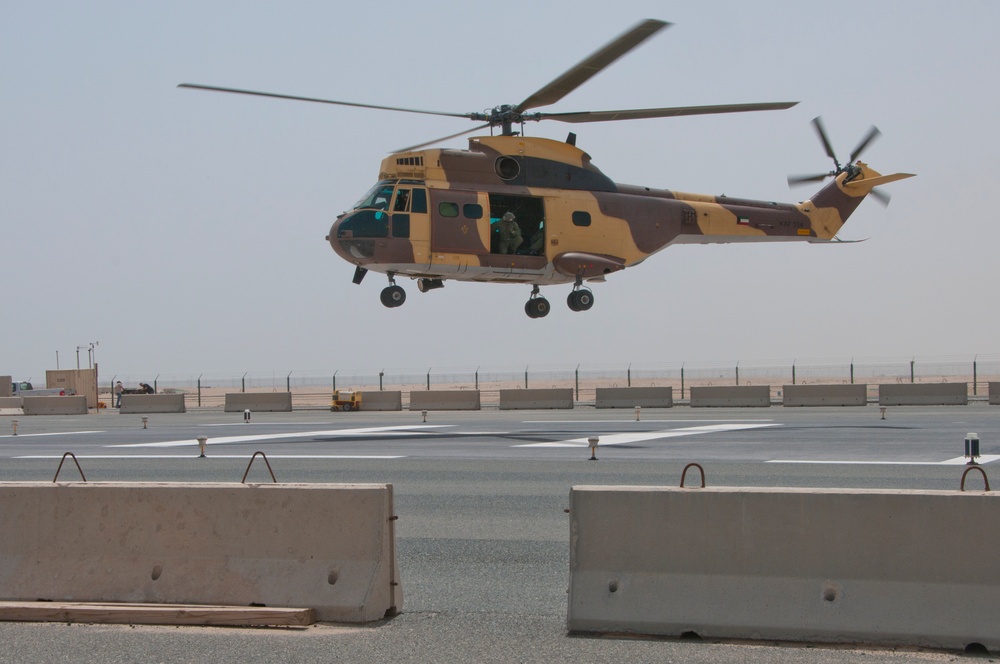 US, Kuwaiti military holds MEDEVAC exercise