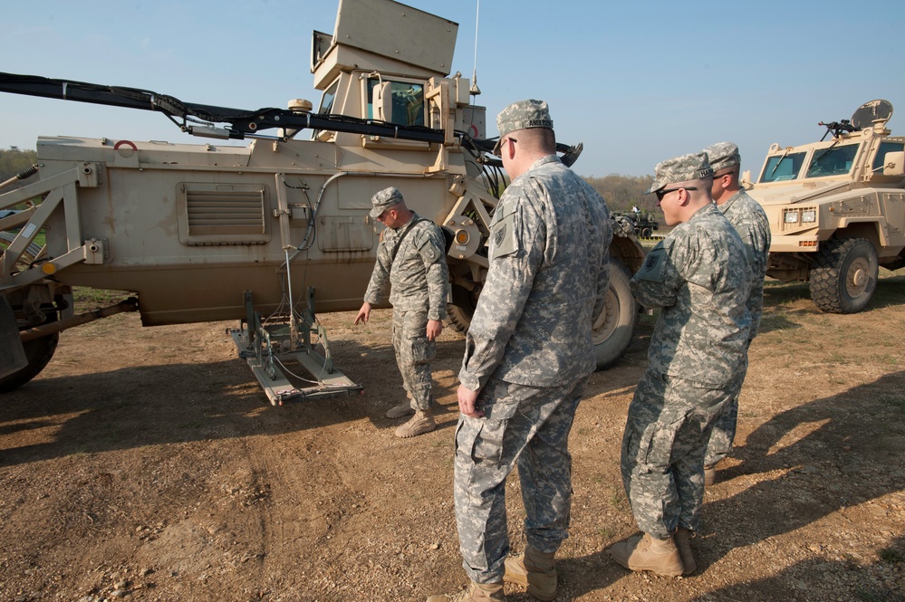 818th Engineer Company route clearance training