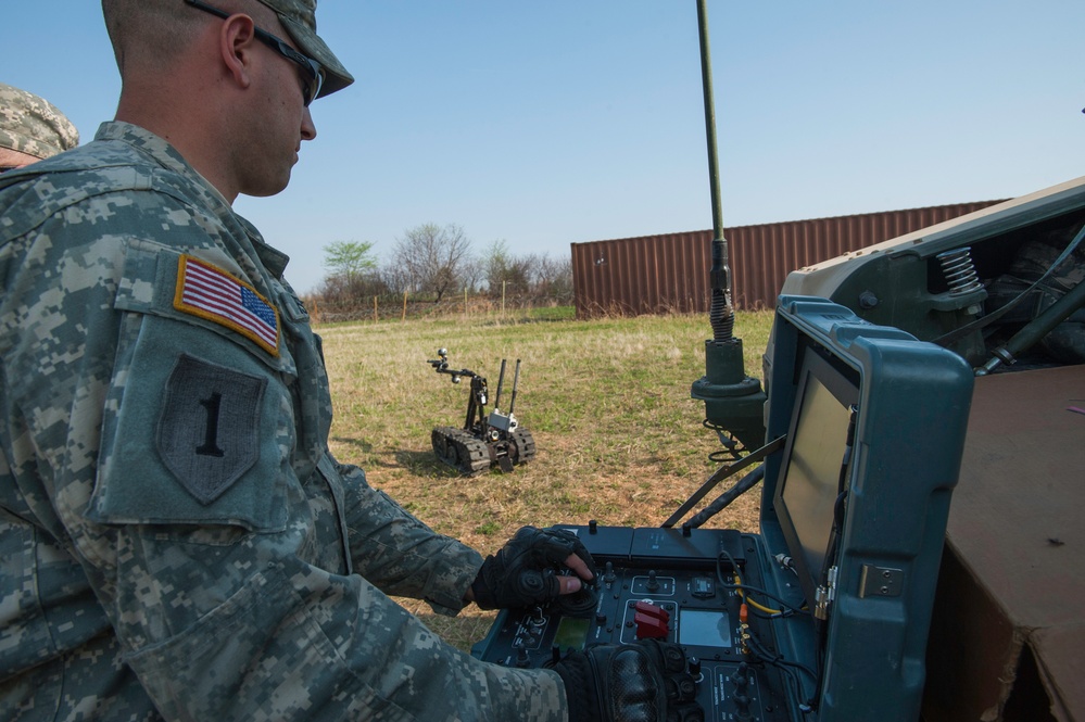 818th Engineer Company route clearance training
