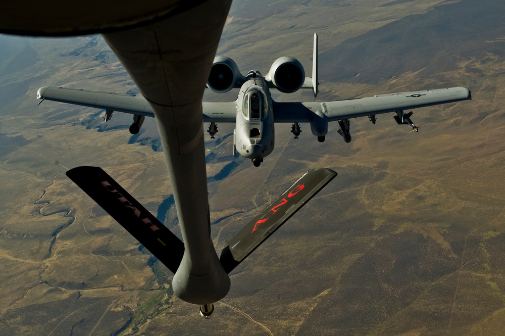 Utah Air National Guard refueling A-10 from Gowen Field