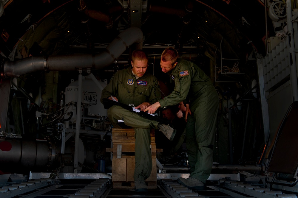 Modular Airborne Fire Fighting System training