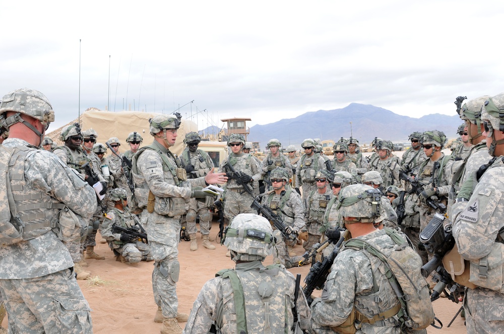 Leaders conduct pre-convoy brief