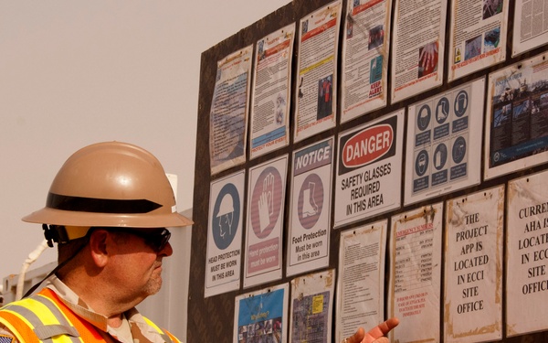 USACE employee wins Emergency Preparedness and Employee Safety Award