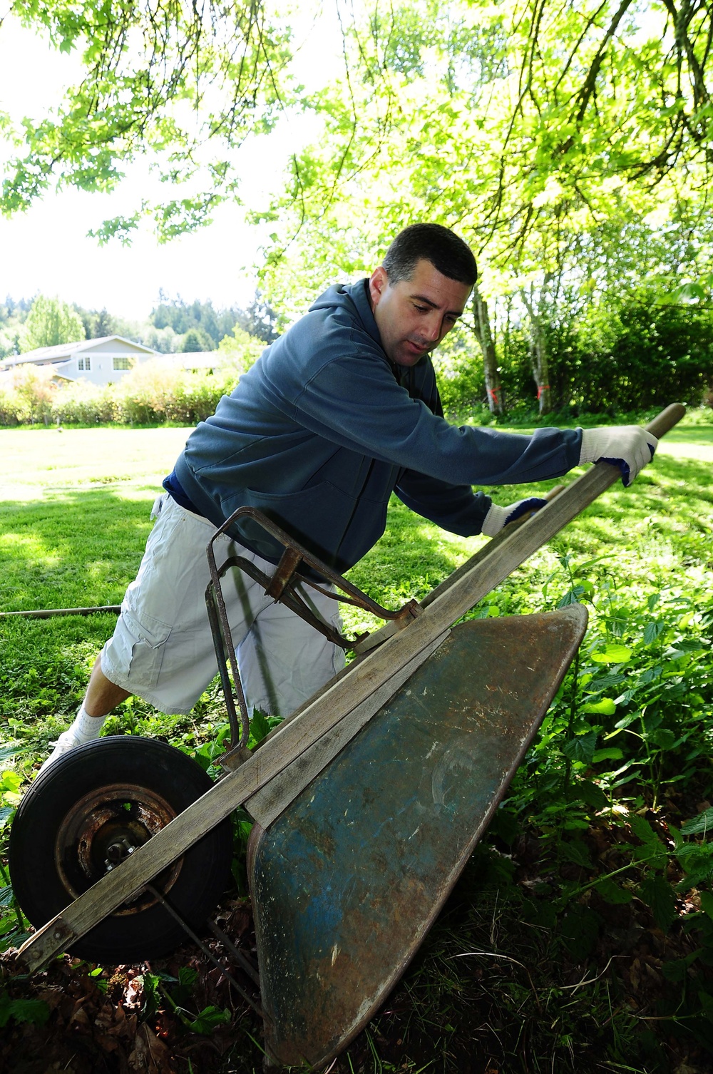 Maintaining Washington State Veterans Home Cemetery