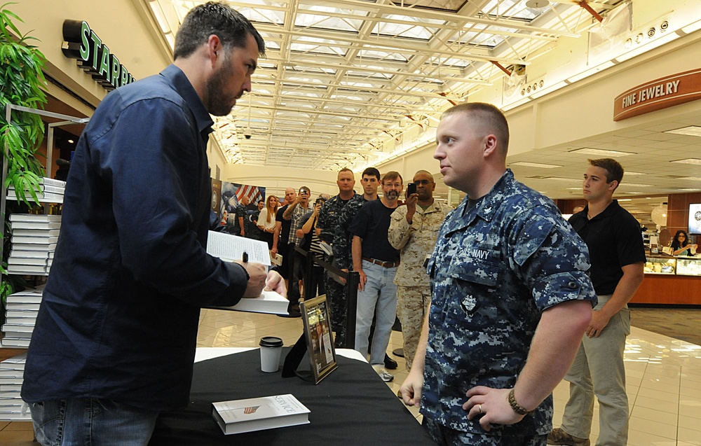 Marcus Luttrell book signing