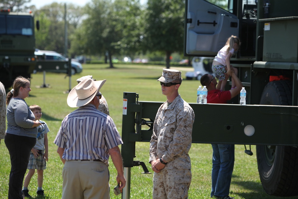 2nd Marine Logistics Group celebrates military spouse appreciation day