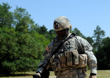 Minehound sniffs out explosives at Fort Stewart