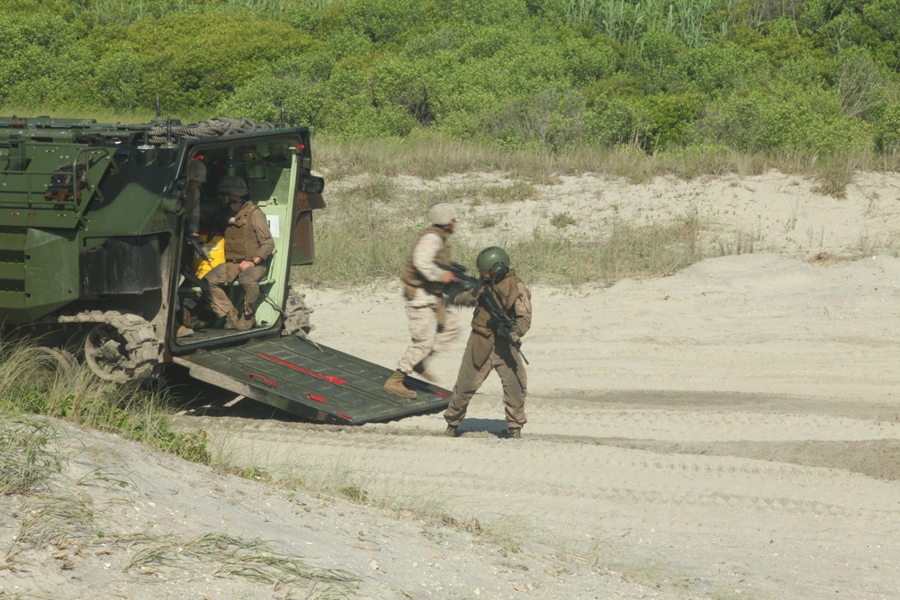 Disembarking an amphibious assault vehicle