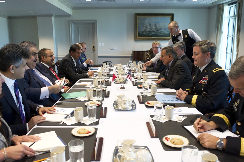 Meeting with the deputy supreme commander of the Bahrain defense force