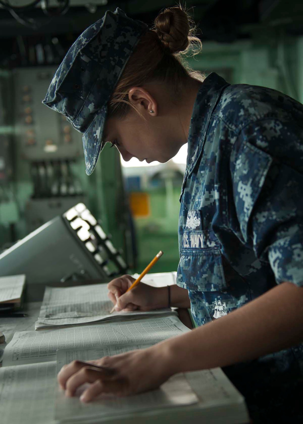 USS Iwo Jima sailor at work