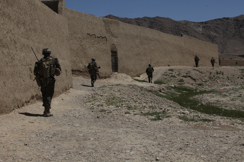 1/8 Marines patrol through Kajaki district