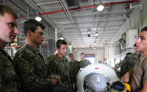 Future EOD Officers Visit NECC