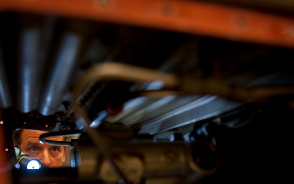 C-17 engine build up: so the birds can fly