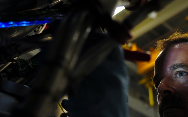 C-17 engine build up: so the birds can fly