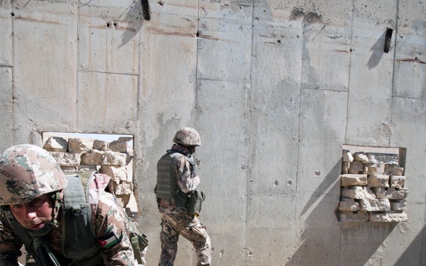US, Jordanian soldiers train together, enhance skills