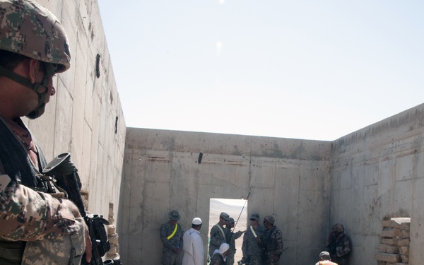 US, Jordanian soldiers train together, enhance skills