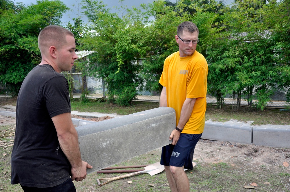 USS New Orleans sailors participate in community service