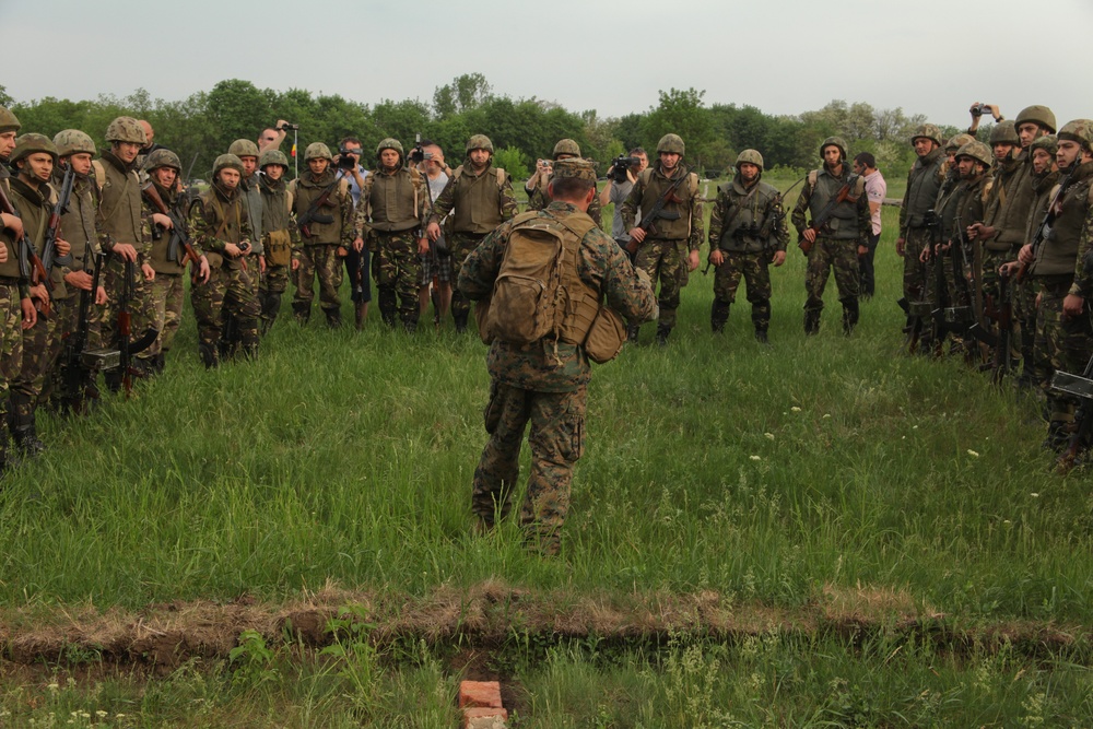 Devil Dogs Help Prepare Black Wolves For War