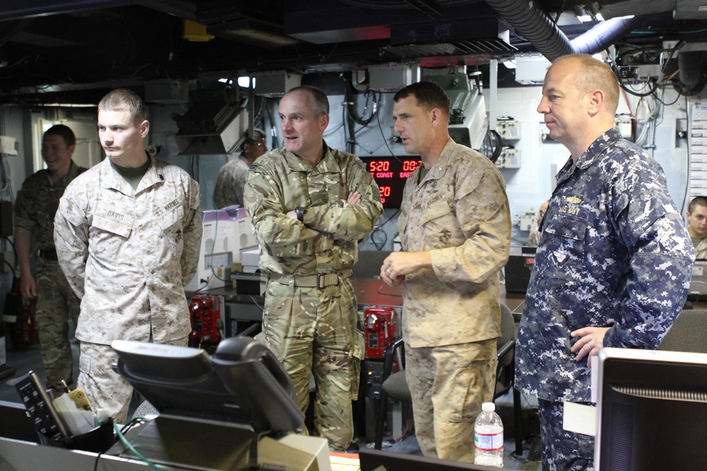 Commandant of the Royal Marines visits 24th MEU, Iwo Jima ARG