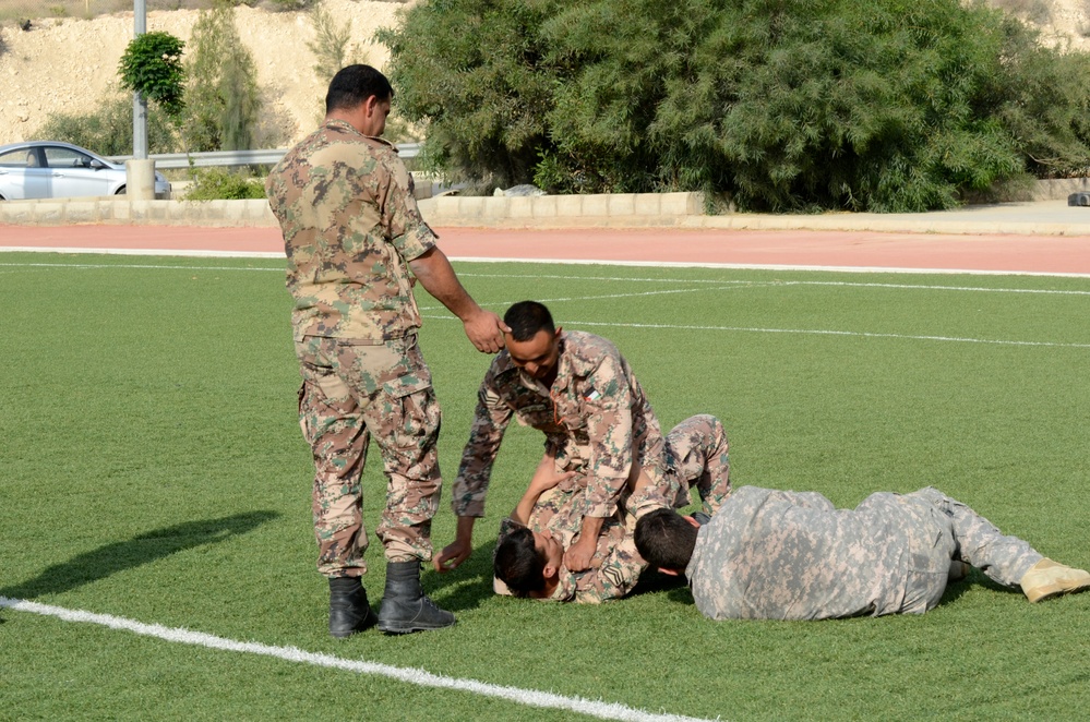 US, Jordanian troops practice combatives