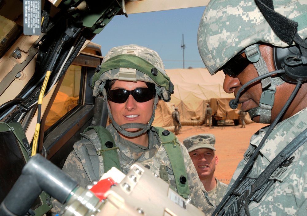 Vice Chief of Staff of the Army speaks with soldiers