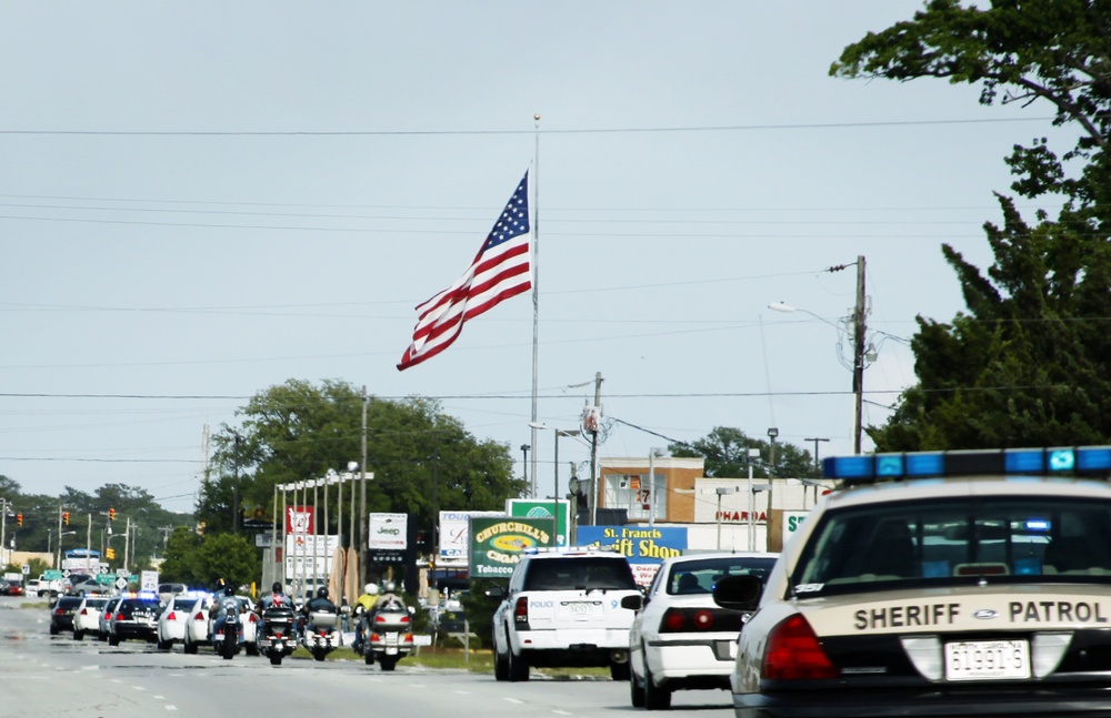 Community law enforcement honors fallen heroes