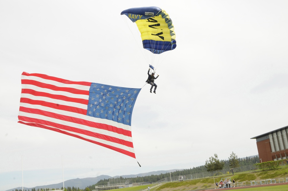 Performing an aerial parachute demonstration