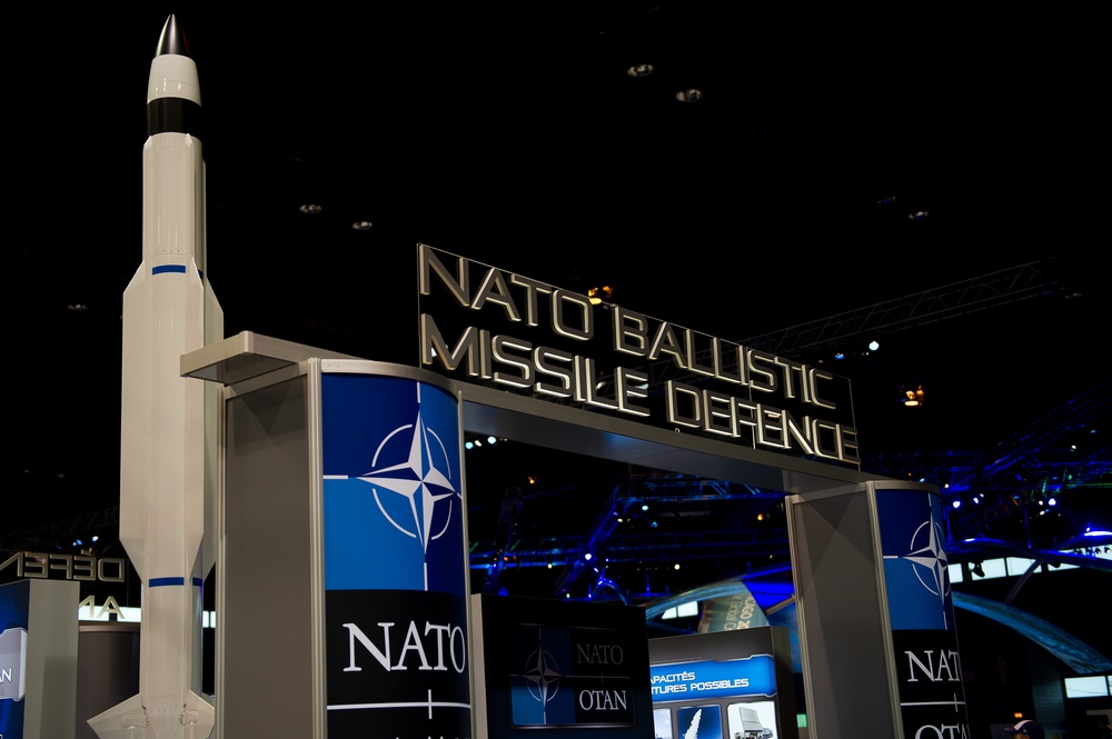 NATO leaders tour ballistic missile defense display at Chicago Summit