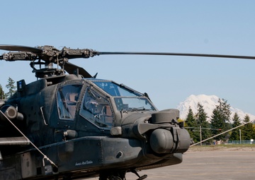 Apaches arrive in force on JBLM