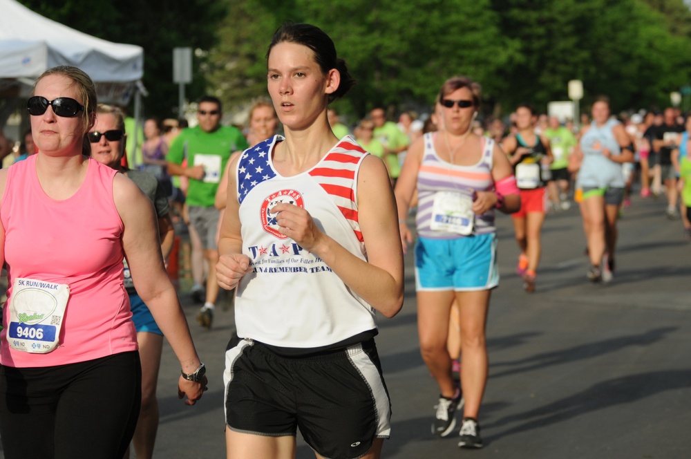 TAPS runs for survivors at Fargo Marathon