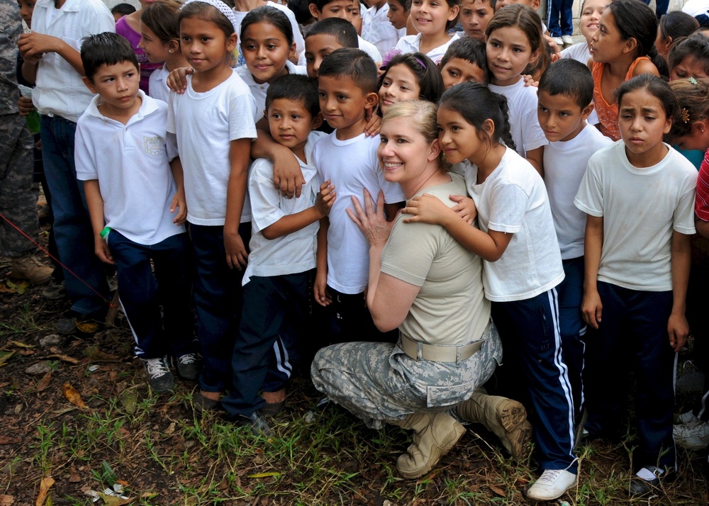 Beyond the Horizon soldiers work in Naco, Honduras