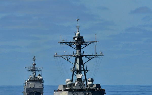 USS Carl Vinson tiger cruise