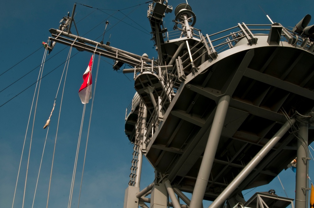 Peleliu hoists the broom to signal 'clean sweep' of inspections