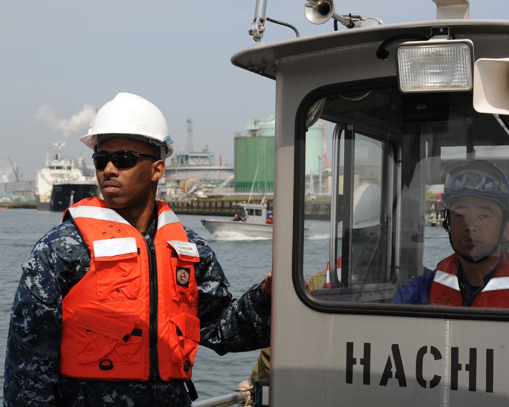 Hachinohe fuel terminal conducts oil spill response training