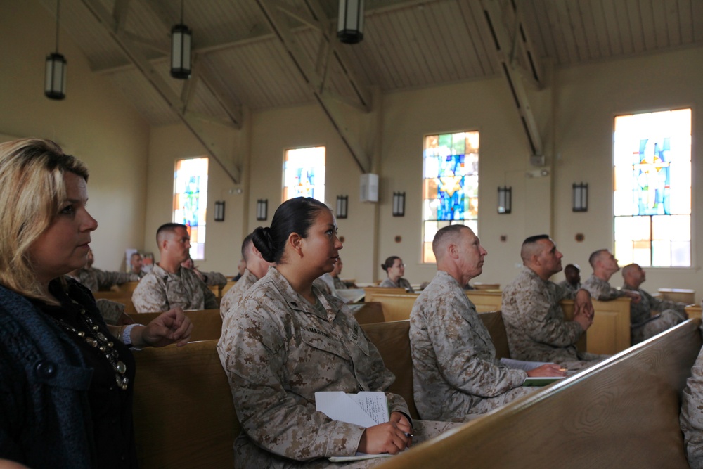 Service members learn transitioning techniques