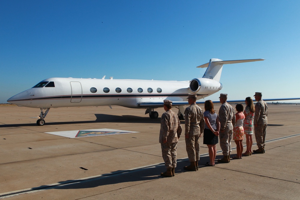 Commandant of the Marine Corps visit to MCAS Miramar