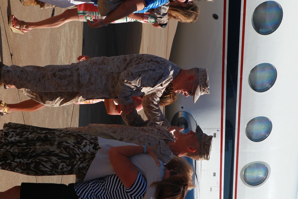 Commandant of the Marine Corps visit to MCAS Miramar