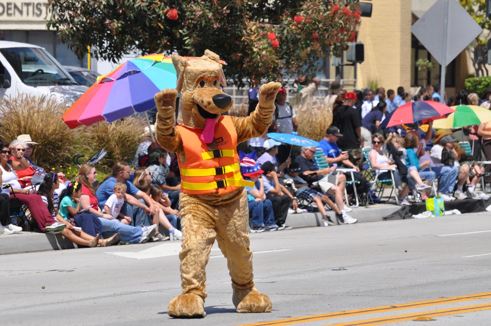 Torrance Armed Forces Day Parade