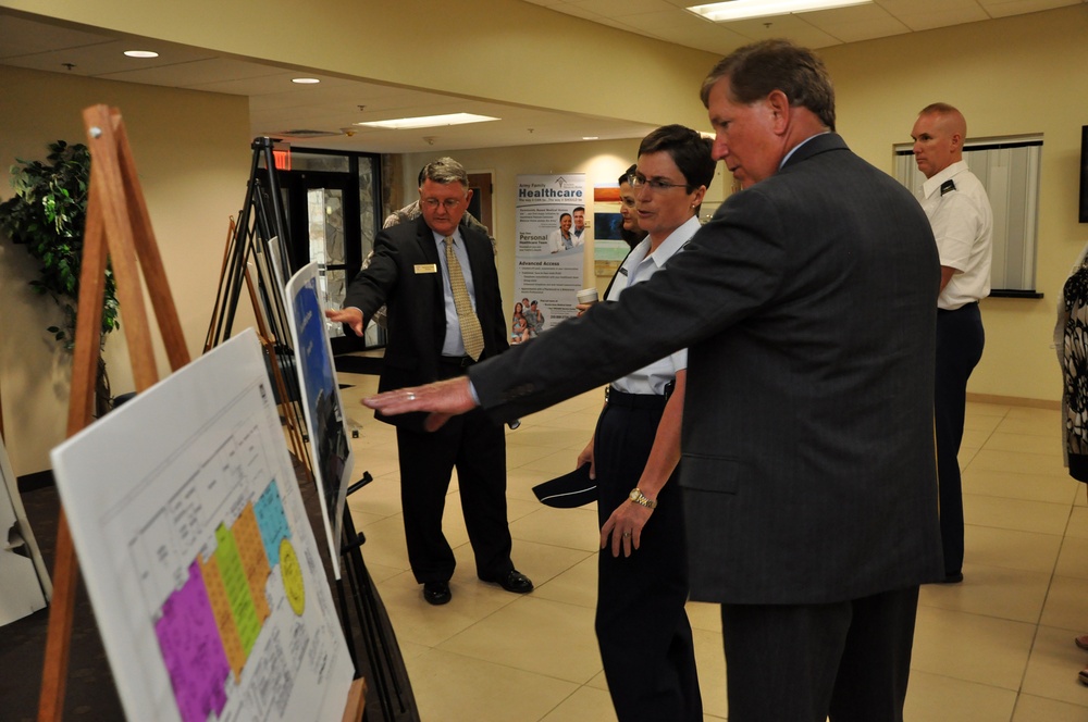 Hammack, Yonkers visit JBSA, discuss renewable energy