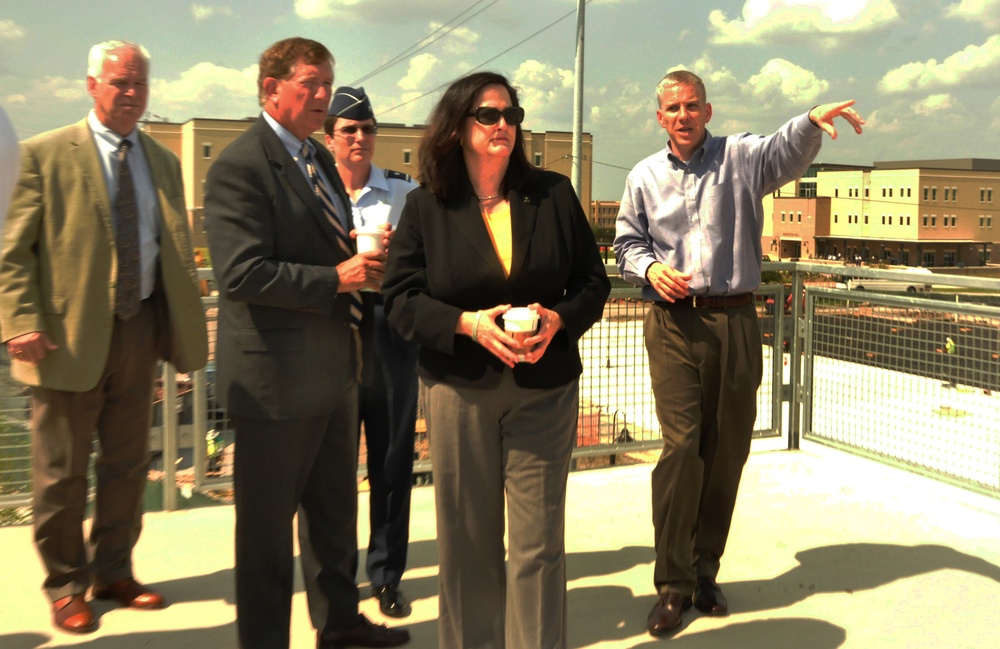 Hammack, Yonkers visit JBSA, discuss renewable energy