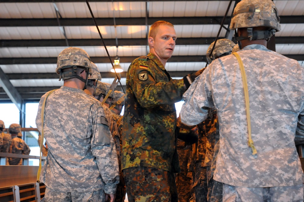 Falcon paratroopers gain experience and new badge during annual operation