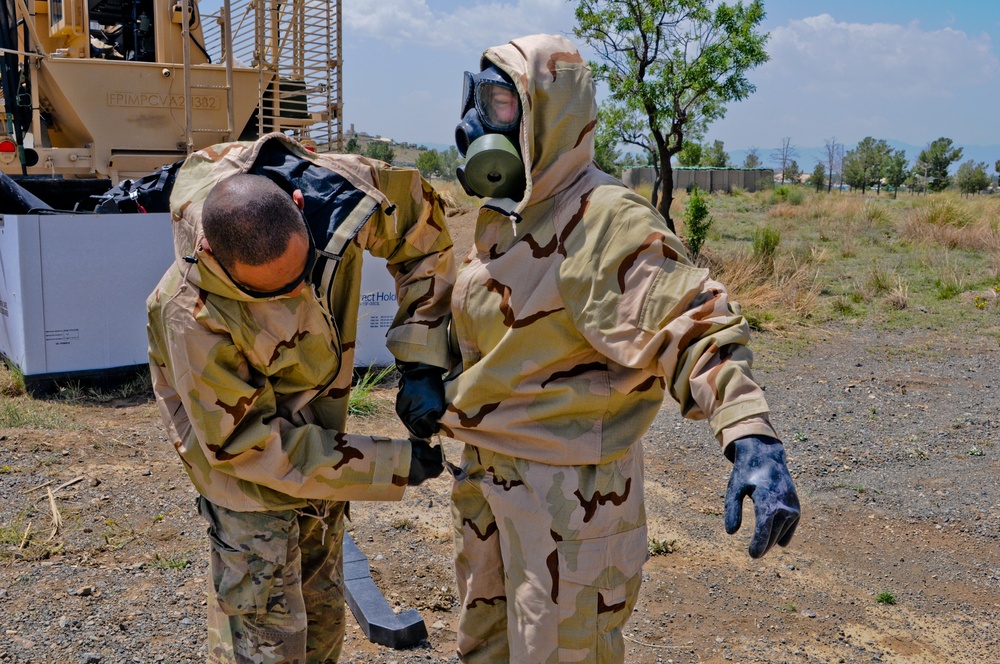 Paratroopers MOPP up at FOB Salerno