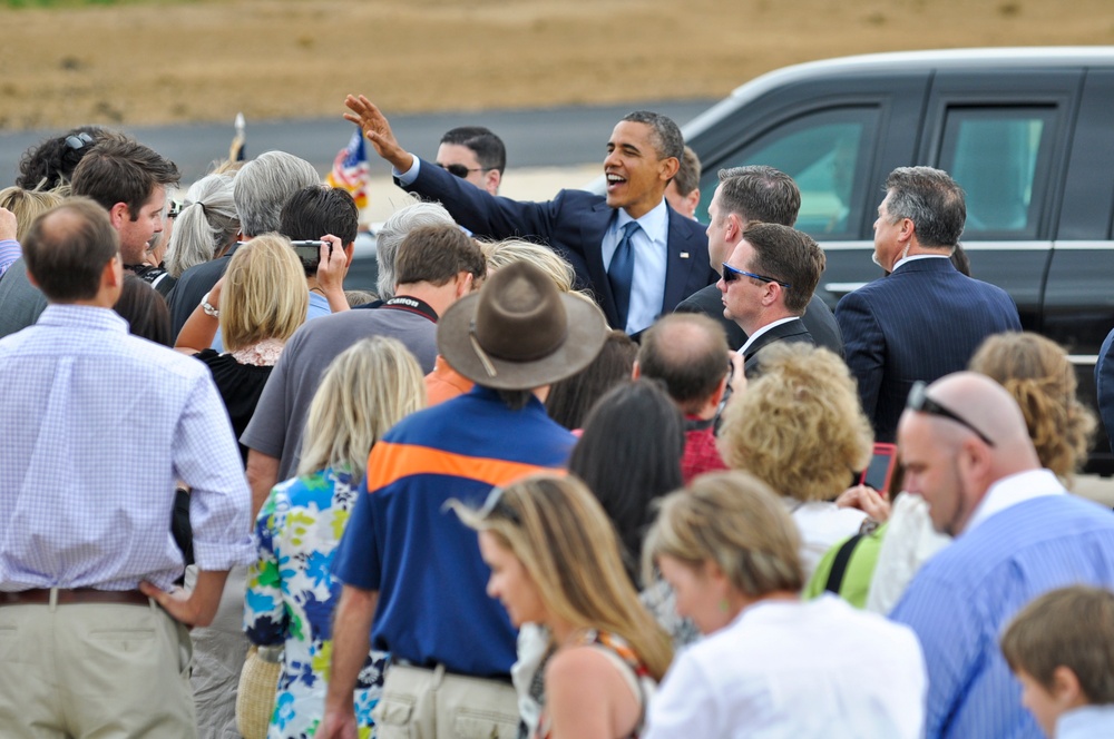 POTUS lands at Buckley