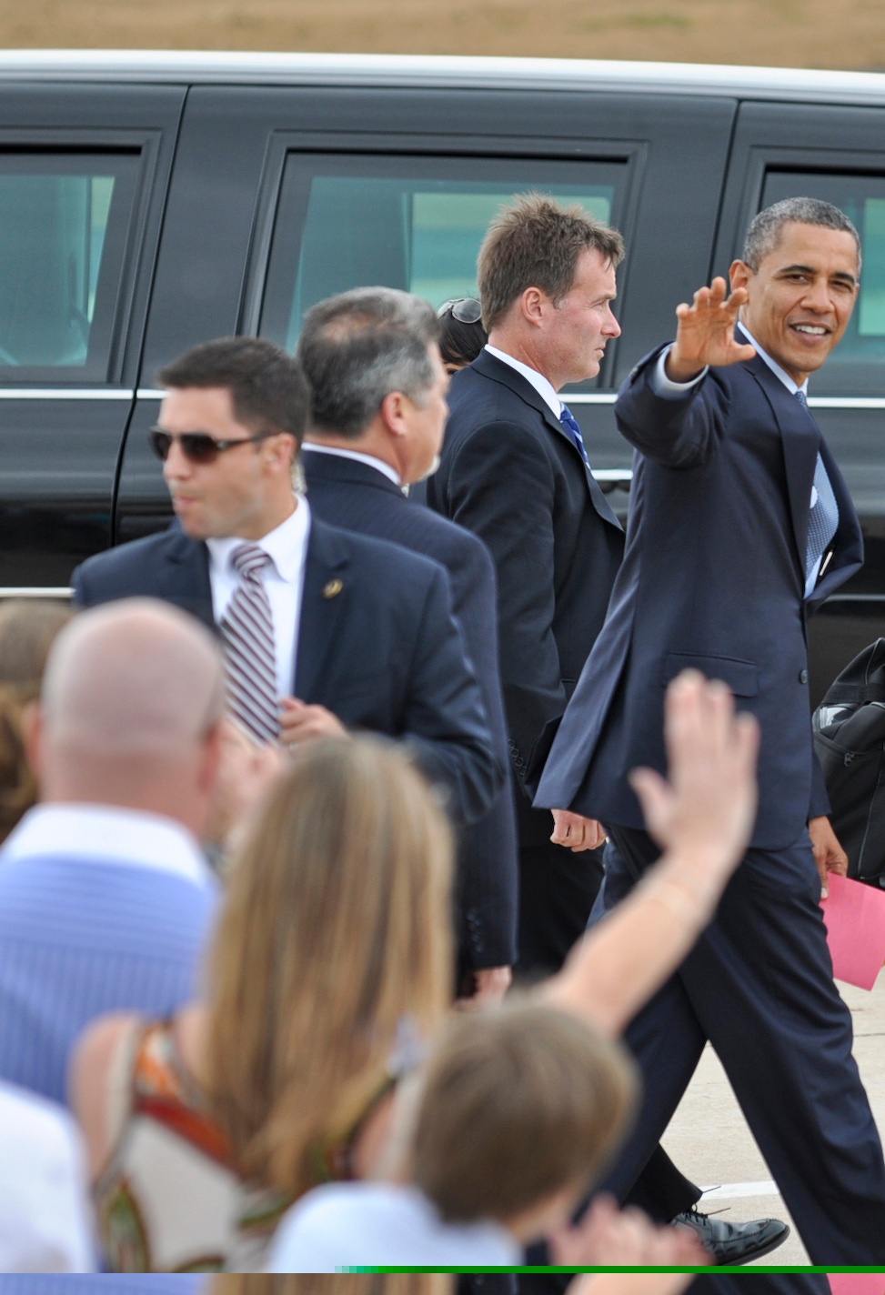 POTUS lands at Buckley