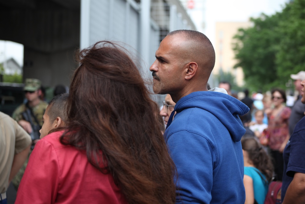 Family welcomes son, future Marine at Fleet Week New York 2012